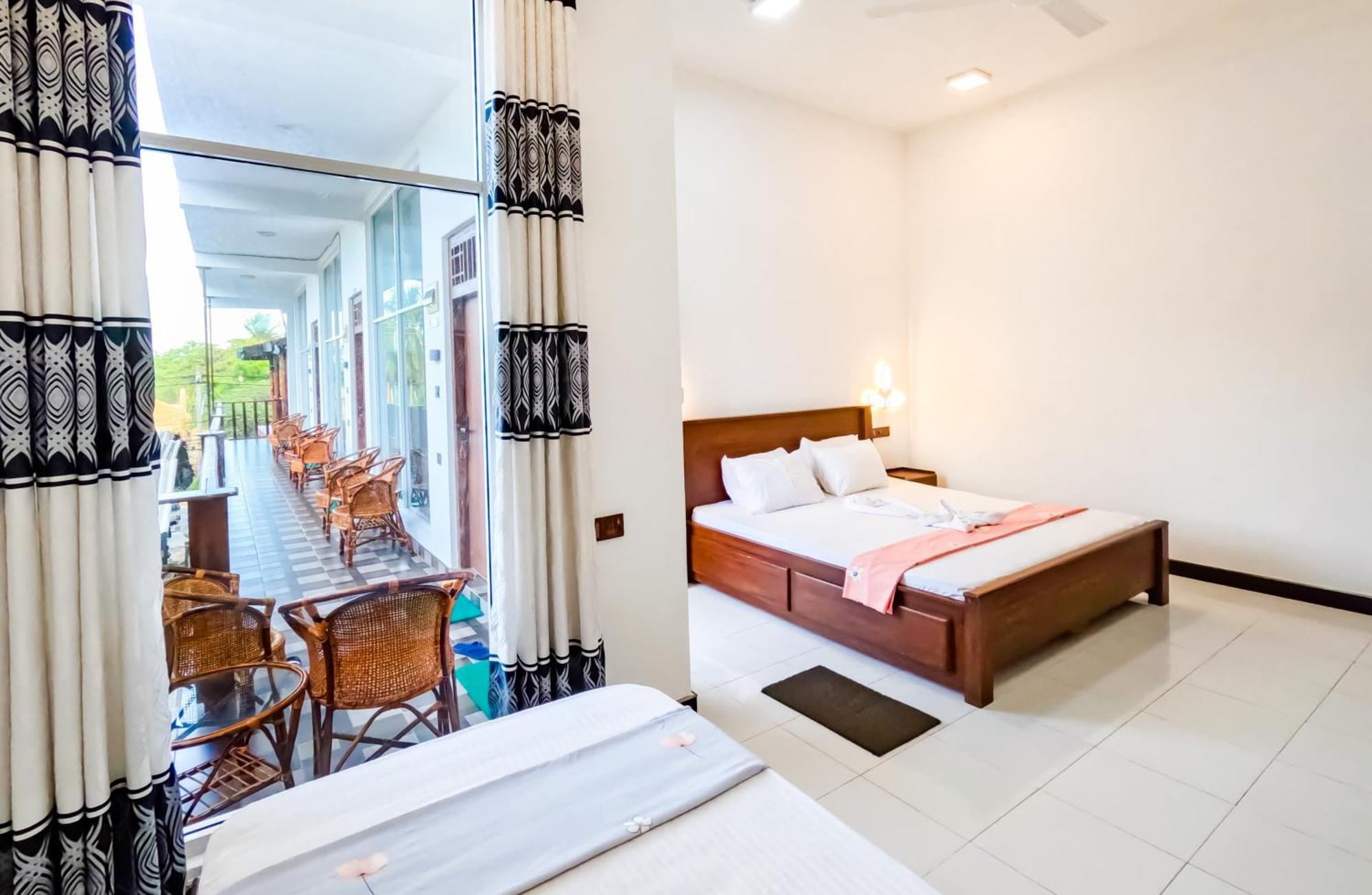 The Amora Arugam Bay Exterior photo